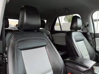 Ford Explorer 2023 AWD XLT 4dr SUV