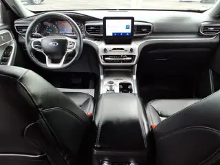 Ford Explorer 2023 AWD XLT 4dr SUV