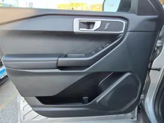 Ford Explorer 2023 AWD Base 4dr SUV