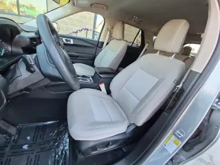 Ford Explorer 2023 AWD Base 4dr SUV