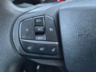 Ford Explorer 2023 AWD Base 4dr SUV
