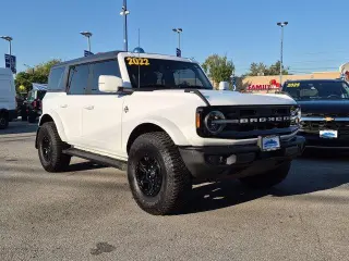 Ford Bronco 2022 4x4 Outer Banks 4dr SUV