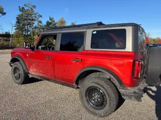 Ford Bronco 2022 4x4 Black Diamond 4dr SUV