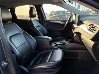 Ford Escape 2024 AWD Platinum 4dr SUV