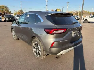 Ford Escape 2024 AWD Platinum 4dr SUV