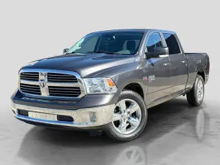 Ram 1500 Classic 2019 4x4 SLT 4dr Crew Cab 6.3 ft. SB Pickup