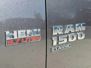 Ram 1500 Classic 2019 4x4 SLT 4dr Crew Cab 6.3 ft. SB Pickup