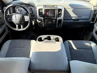 Ram 1500 Classic 2019 4x4 SLT 4dr Crew Cab 6.3 ft. SB Pickup