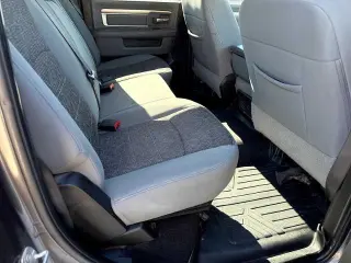 Ram 1500 Classic 2019 4x4 SLT 4dr Crew Cab 6.3 ft. SB Pickup