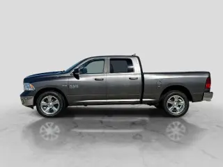 Ram 1500 Classic 2019 4x4 SLT 4dr Crew Cab 6.3 ft. SB Pickup