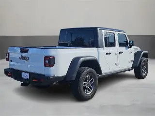 Jeep Gladiator 2026 4x4 Mojave 4dr Crew Cab 5.0 ft. SB