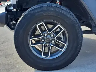 Jeep Gladiator 2026 4x4 Mojave 4dr Crew Cab 5.0 ft. SB