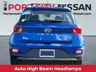 Hyundai VENUE 2023 Limited 4dr Crossover