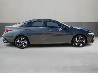 Hyundai ELANTRA Híbrido 2025 Limited 4dr Sedán