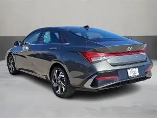Hyundai ELANTRA Híbrido 2025 Limited 4dr Sedán
