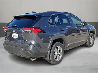 Toyota RAV4 Híbrido 2025 AWD XLE 4dr SUV