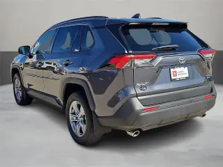 Toyota RAV4 Híbrido 2025 AWD XLE 4dr SUV