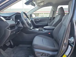 Toyota RAV4 Híbrido 2025 AWD XLE 4dr SUV
