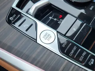 BMW X5 2025 AWD xDrive40i 4dr Vehículo Deportivo de Actividades