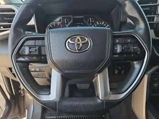 Toyota Tundra 2023 4x4 SR5 4dr CrewMax Cab Pickup SB