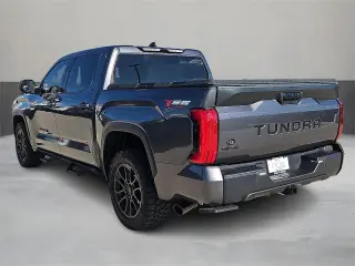 Toyota Tundra 2023 4x4 SR5 4dr CrewMax Cab Pickup SB