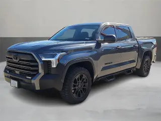Toyota Tundra 2023 4x4 SR5 4dr CrewMax Cab Pickup SB