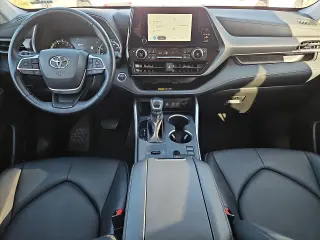 Toyota Highlander 2025 XLE 4dr SUV