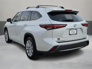 Toyota Highlander 2024 XLE 4 SUV