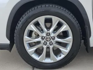 Toyota Highlander 2024 XLE 4 SUV