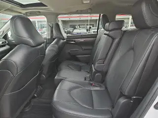 Toyota Highlander 2024 XLE 4 SUV