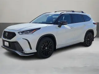Toyota Highlander 2024 XLE SUV de 4 puertas