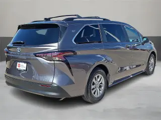 Toyota Sienna 2024 AWD XLE 7-Pasajeros 4dr Mini-Van