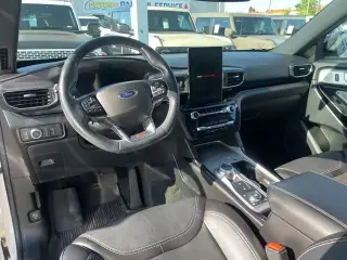 Ford Explorer 2022 AWD ST 4dr SUV