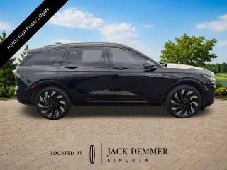 Lincoln Nautilus 2024 AWD Reserve SUV de 4 puertas