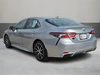 Toyota Camry 2024 SE 4dr Sedán