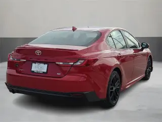 Toyota Camry 2025 SE 4dr Sedán