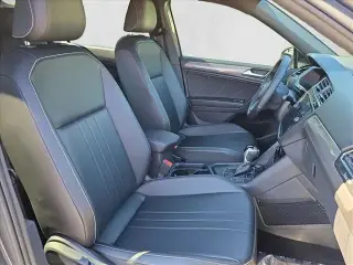 Volkswagen Tiguan 2022 SE R-Line Black 4dr SUV