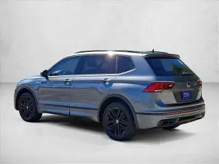 Volkswagen Tiguan 2022 SE R-Line Black 4dr SUV