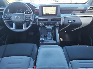 Toyota Tacoma 2024 4x4 SR5 4dr Double Cab 5.0 ft SB