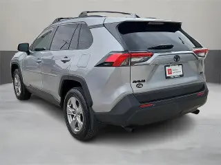 Toyota RAV4 2025 XLE 4dr SUV