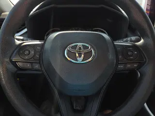 Toyota RAV4 2025 XLE 4 SUV