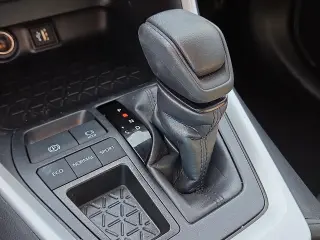 Toyota RAV4 2025 XLE 4 SUV