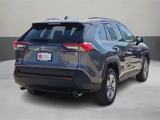 Toyota RAV4 2025 XLE 4 SUV