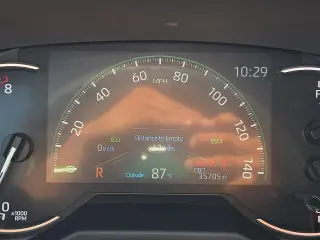Toyota RAV4 2025 XLE 4 SUV
