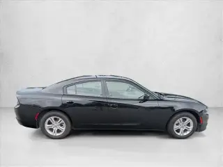 Dodge Charger 2022 SXT Sedán de 4 puertas