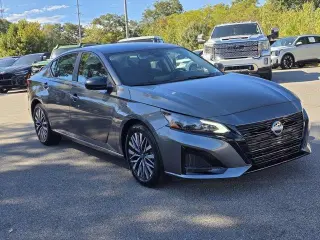 Nissan Altima 2026 2.5 SV 4dr Sedán