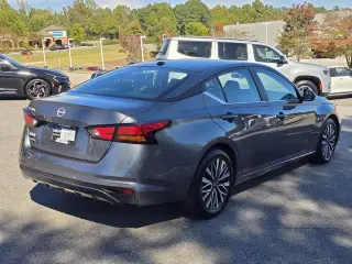 Nissan Altima 2026 2.5 SV 4dr Sedán
