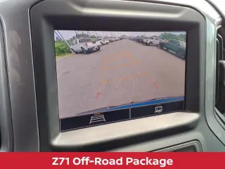 Chevrolet Silverado 1500 2023 4x4 Camión de Trabajo 4dr Cabina Doble 5.8 ft. SB