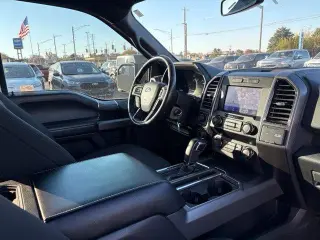 Ford F-150 2019 4x4 XLT 4dr SuperCrew 5.5 ft. SB