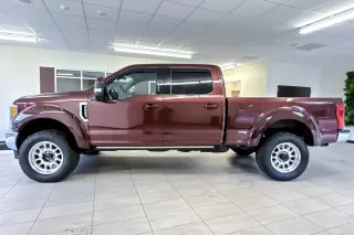 Ford F-350 Super Duty 2017 4x4 Lariat 4dr Crew Cab 6.8 ft. SB SRW Pickup